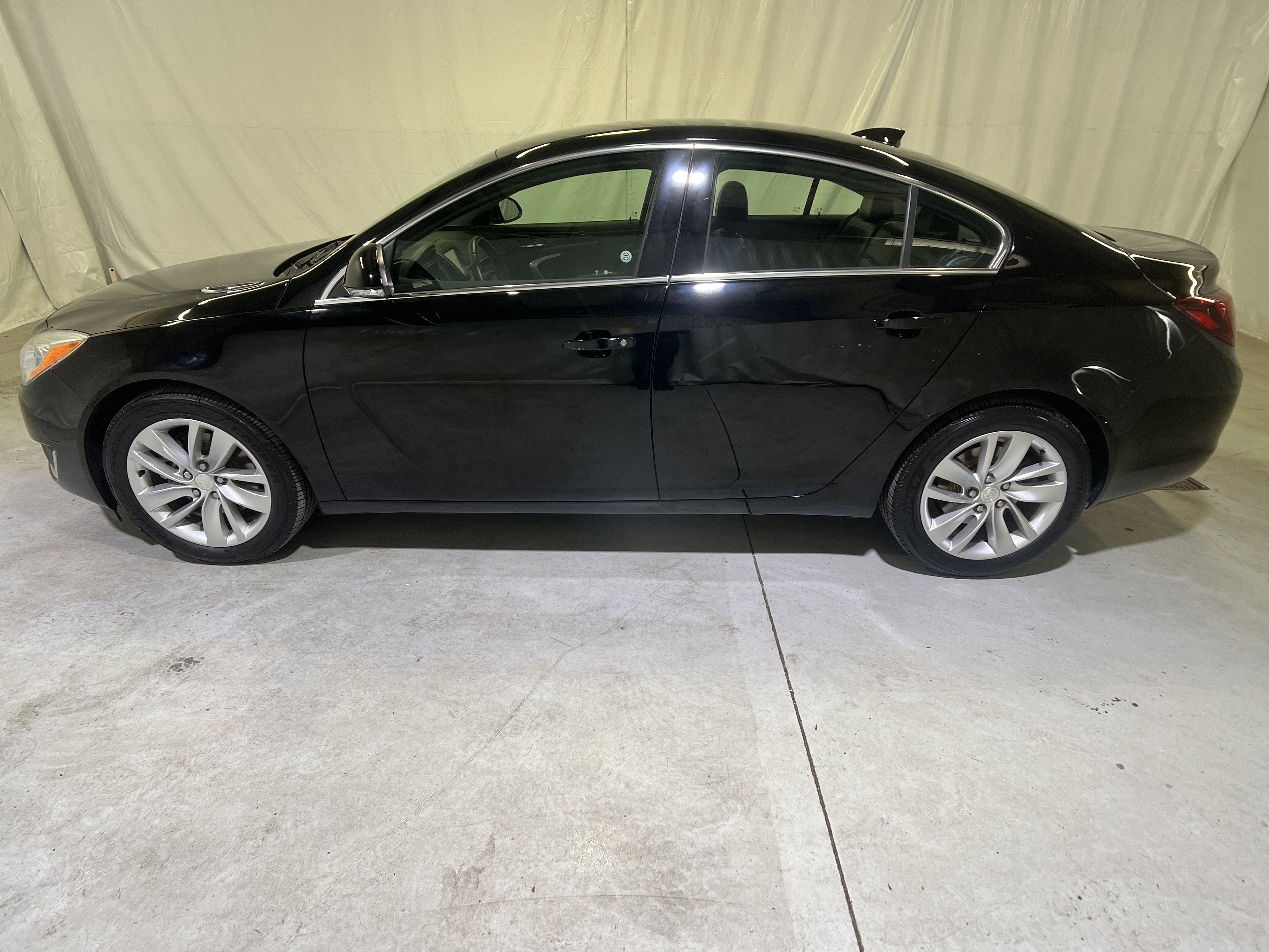 Used 2016 Buick Regal image 7
