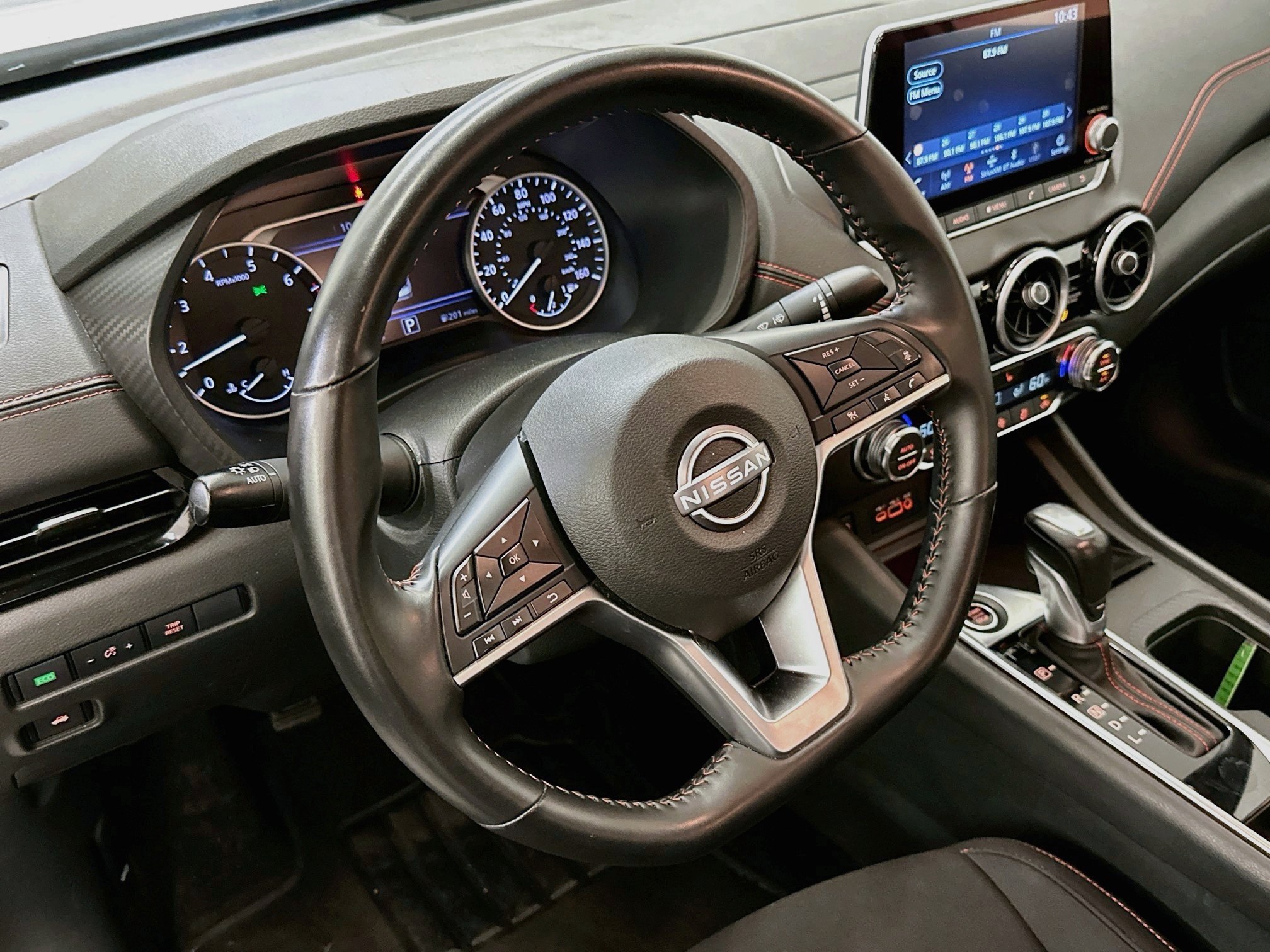Used 2025 Nissan Sentra SR FWD image 18