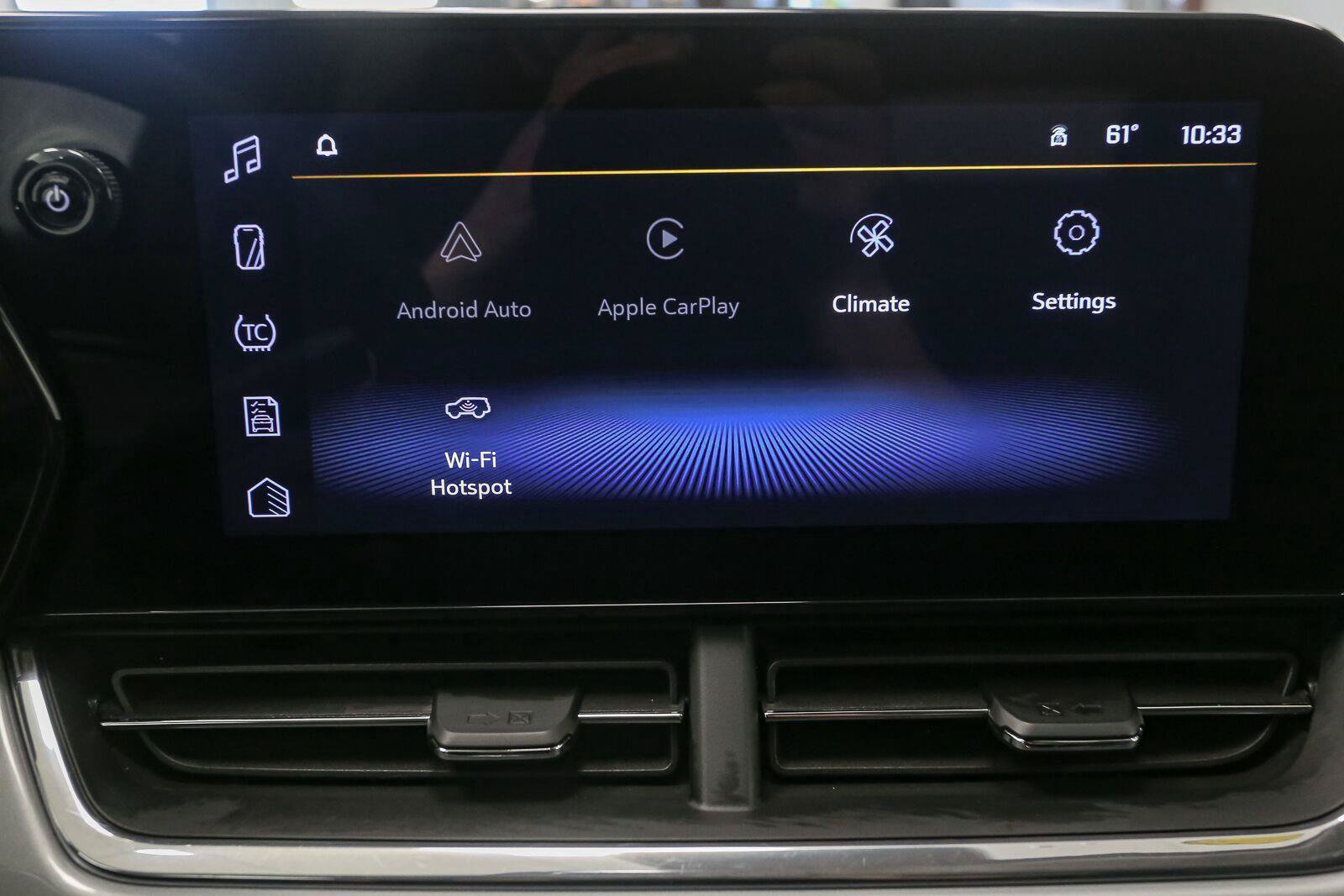 Used 2025 Chevrolet Trax LT FWD image 23