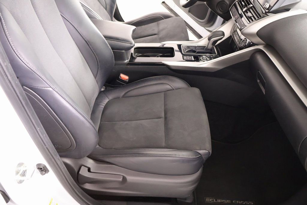 Used 2024 Mitsubishi Eclipse Cross SE image 13