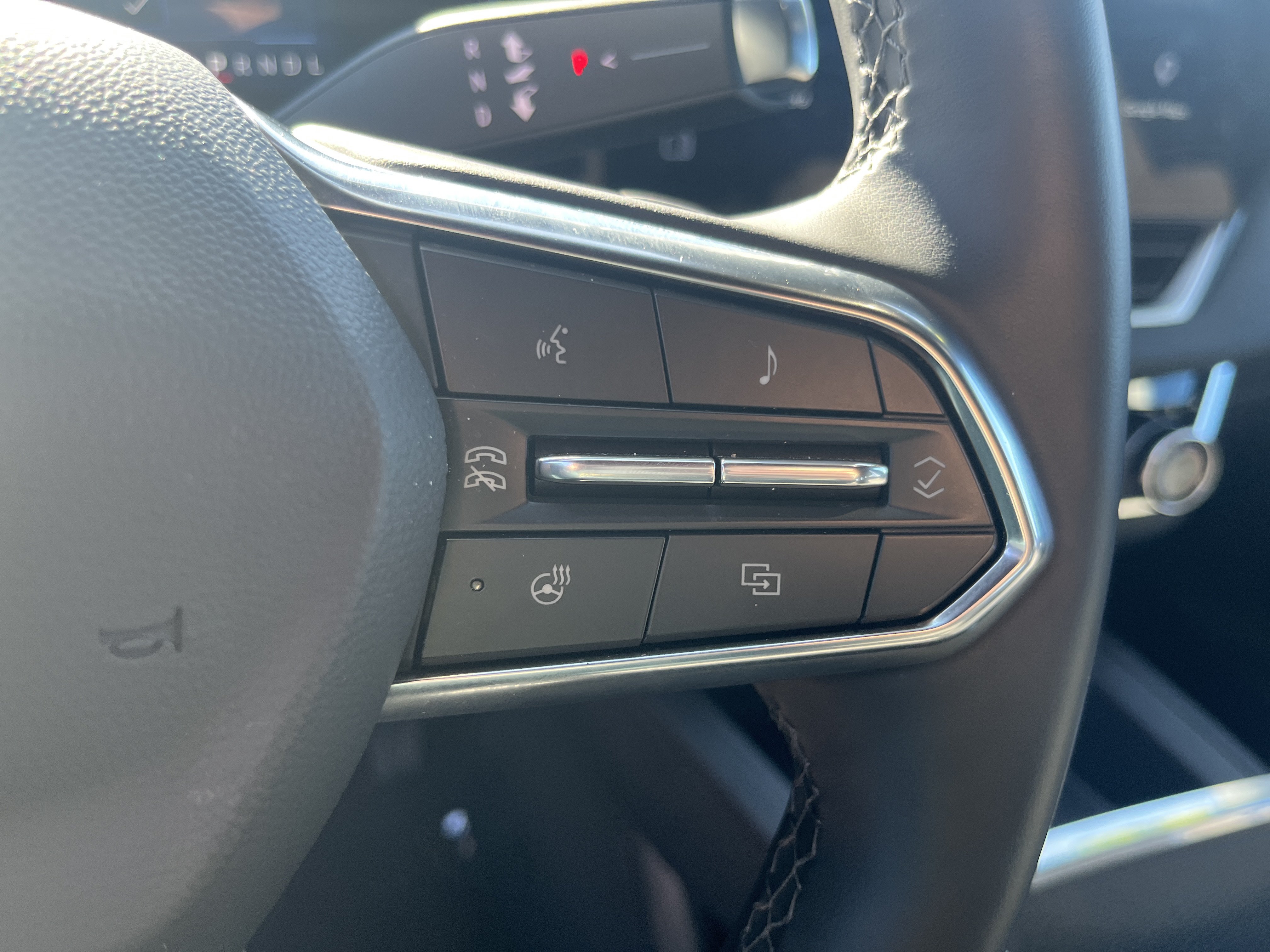 Used 2026 Chevrolet Equinox LT AWD/4WD image 22