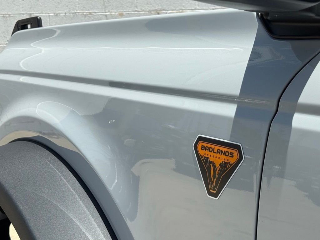 New 2026 Ford Bronco Badlands w/ Sasquatch Package AWD/4WD image 18