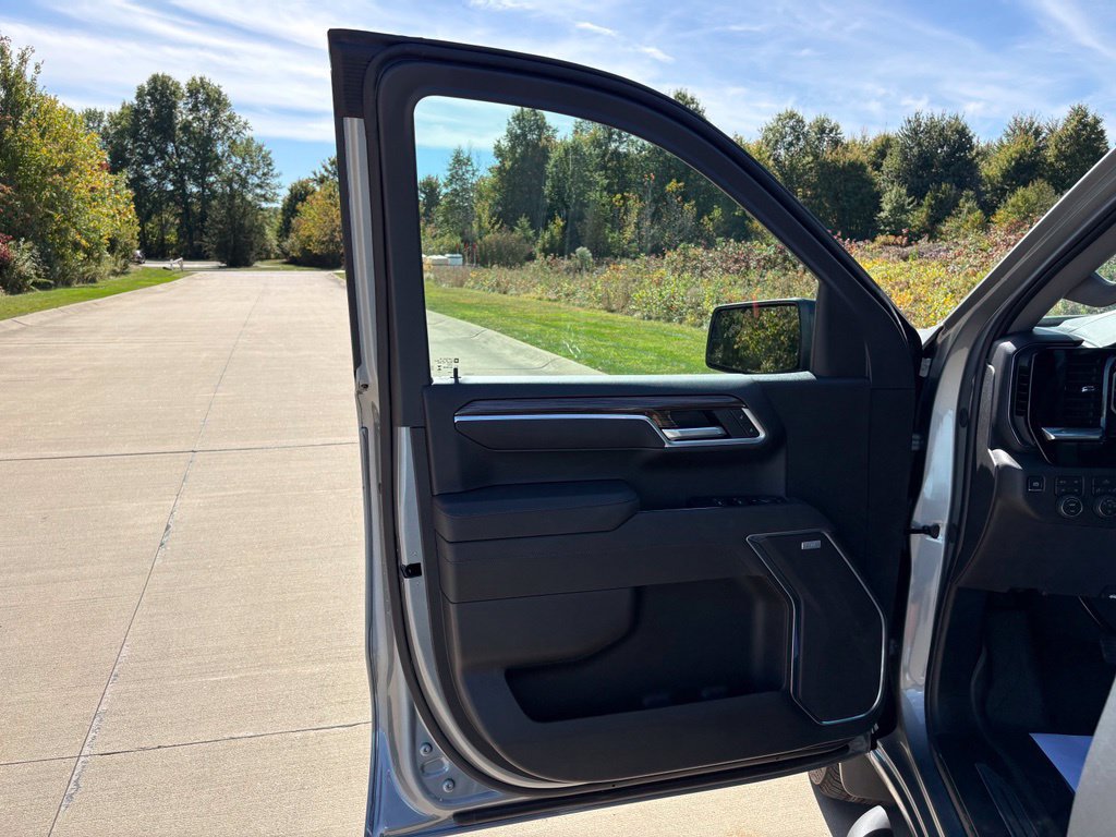 New 2026 Chevrolet Silverado 1500 RST w/ All Star Edition Plus AWD/4WD image 13