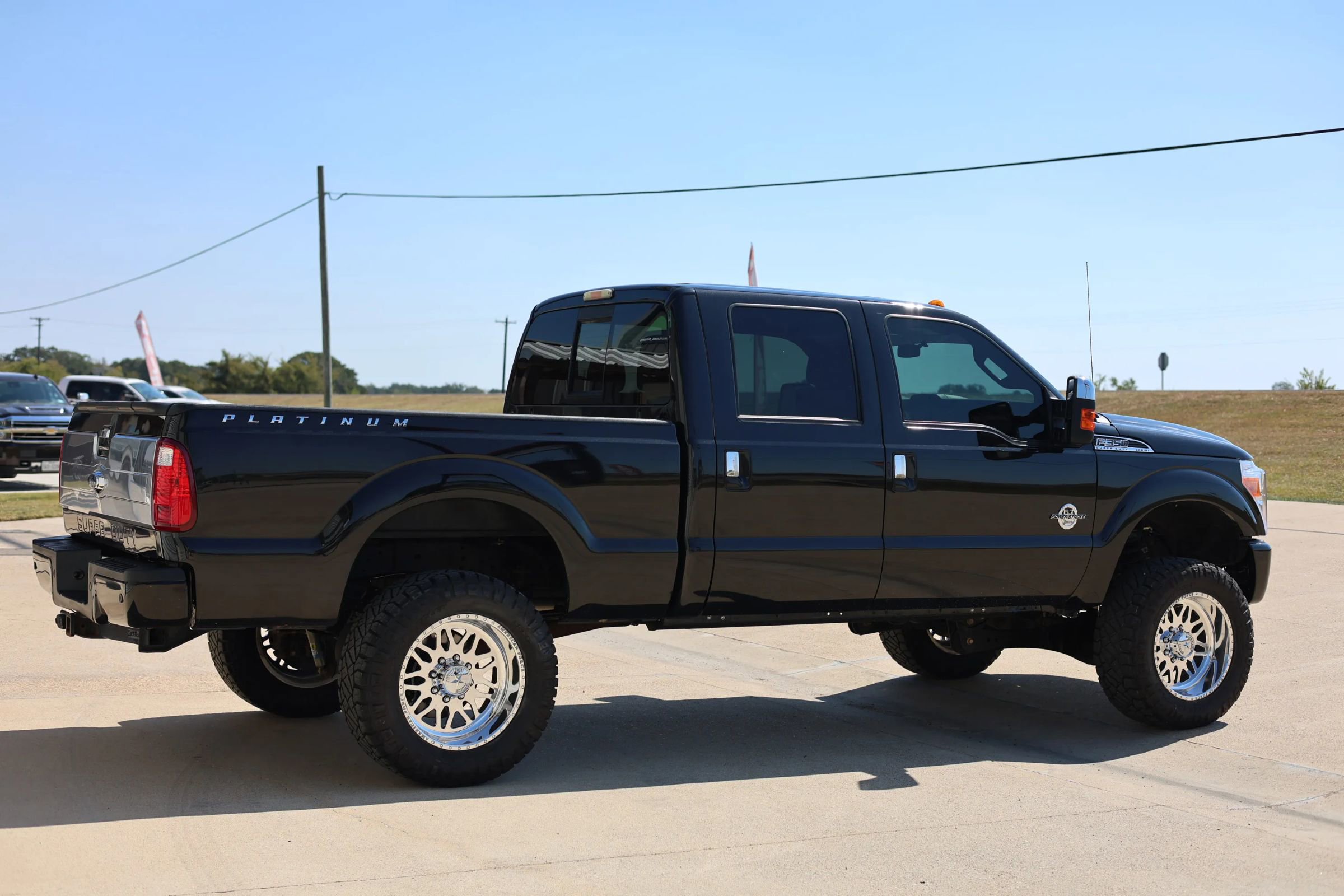 Used 2015 Ford F350 Platinum image 3