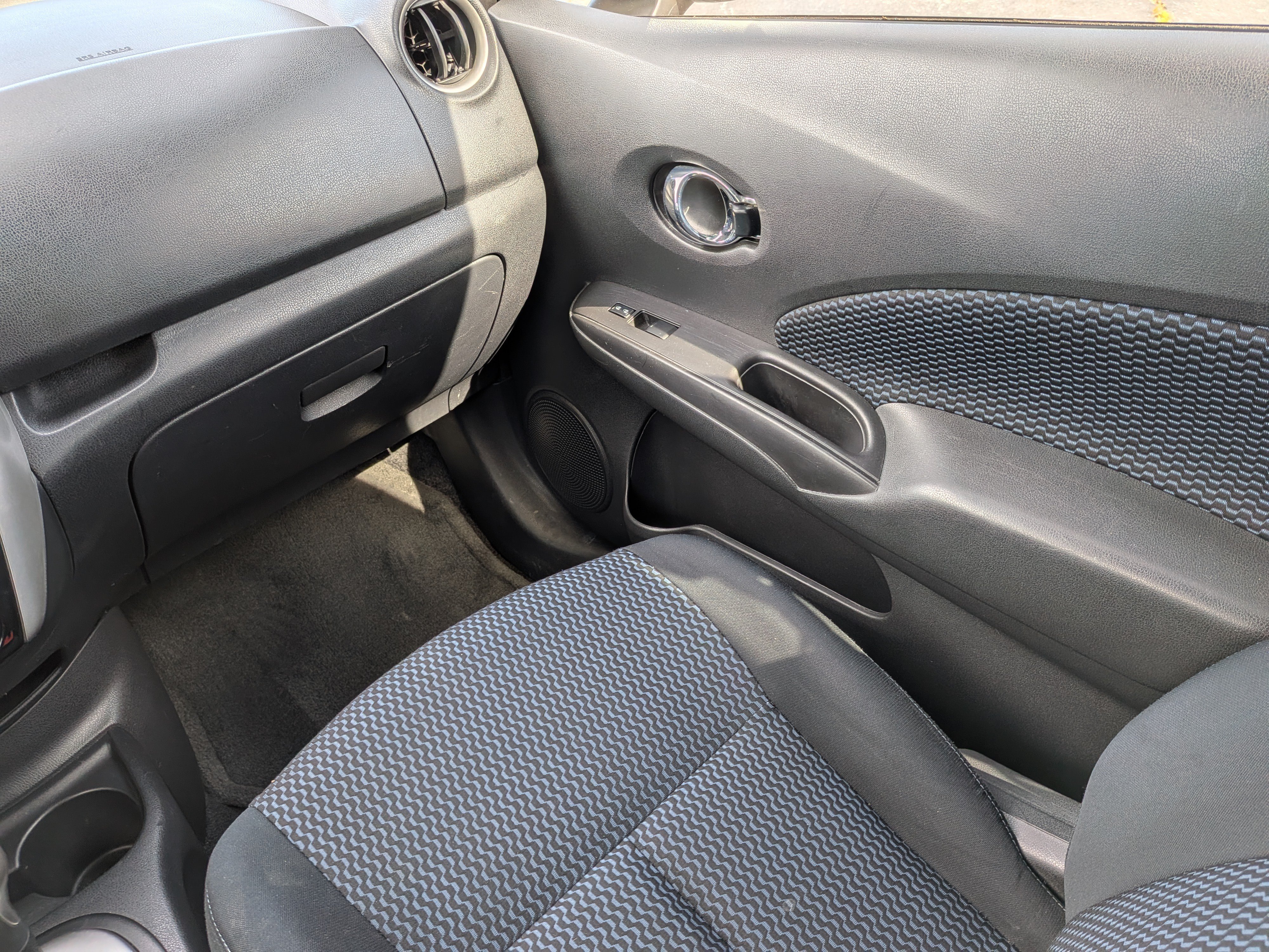 Used 2016 Nissan Versa Note SV w/ Sport Value Package FWD image 15