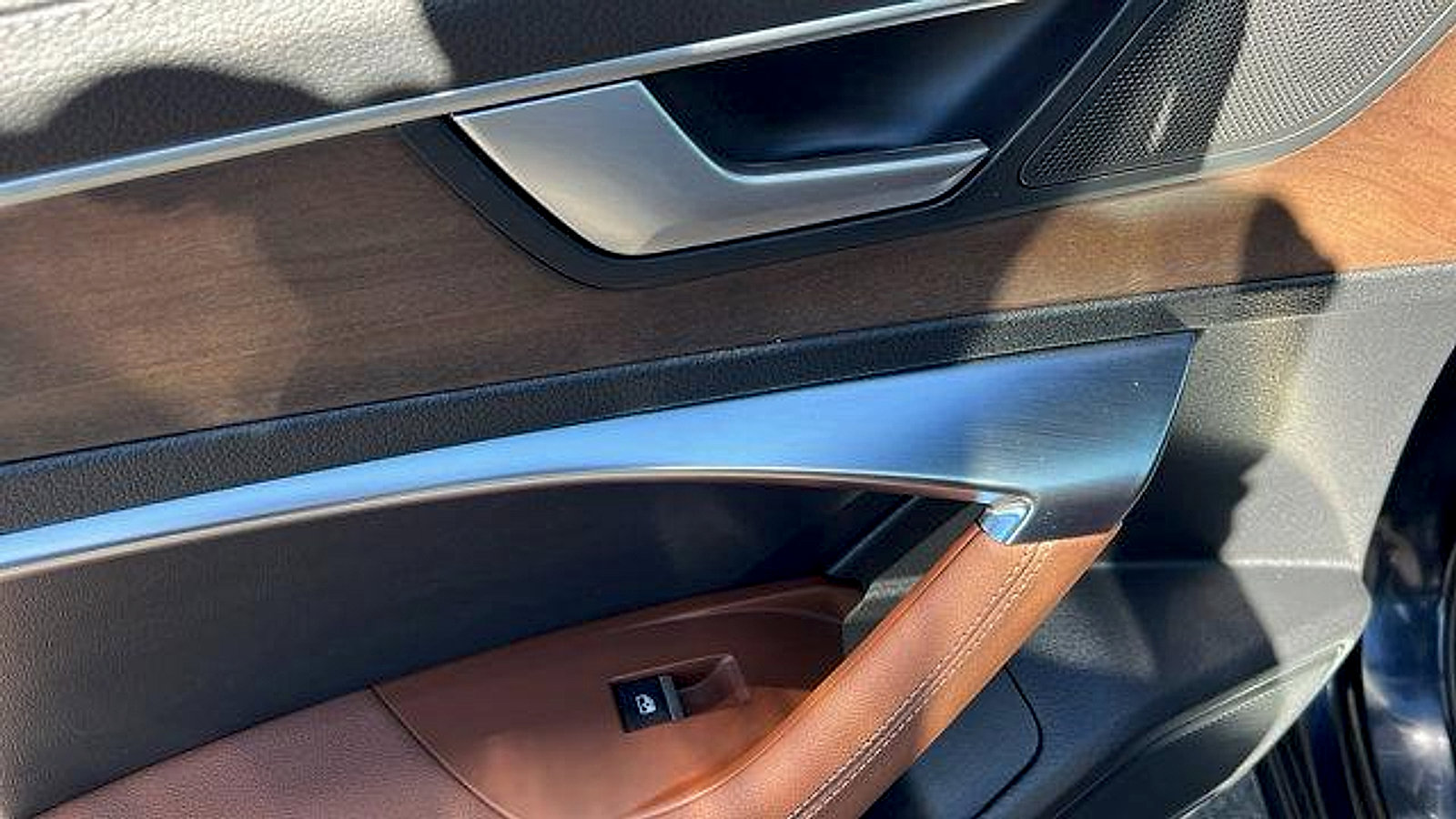 Used 2024 Audi A6 Premium Plus image 11