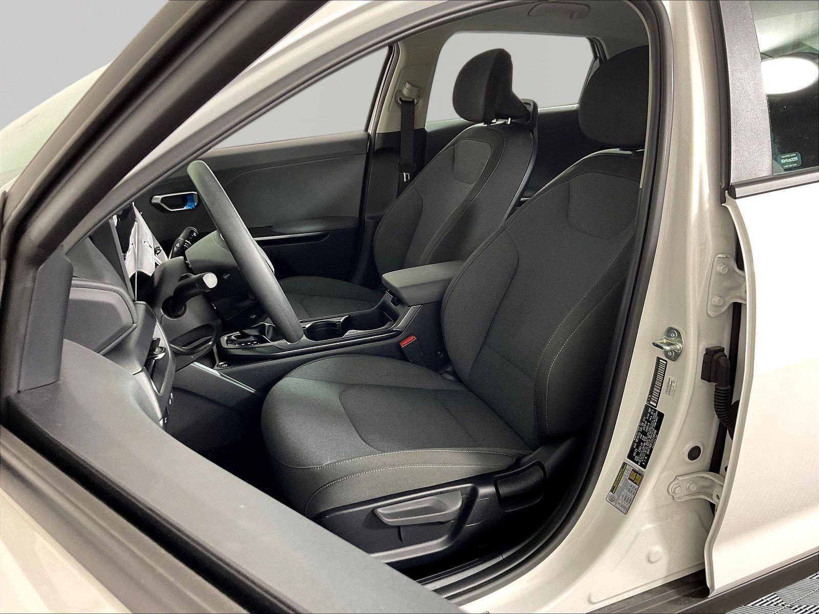 Certified 2025 Kia K4 FWD image 21
