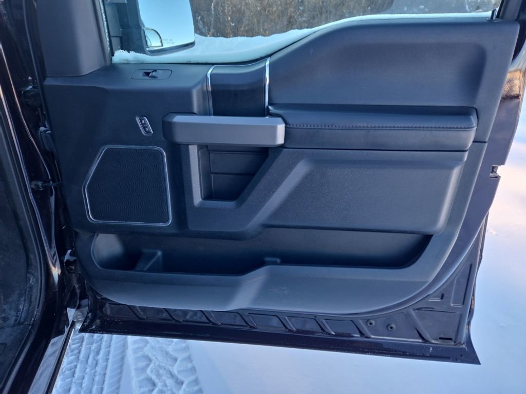 Used 2020 Ford F150 Platinum w/ Equipment Group 701A Luxury AWD/4WD image 37