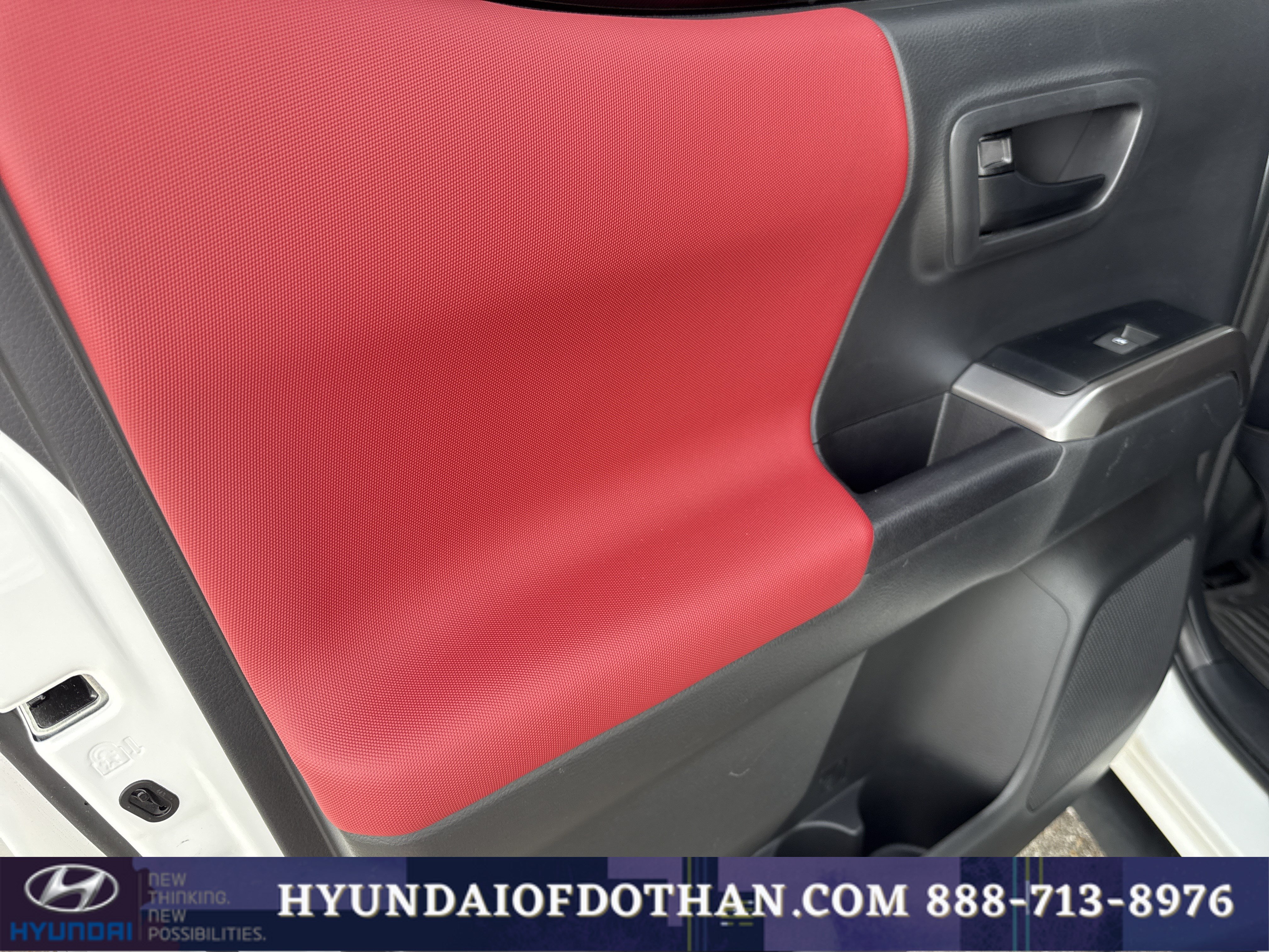 Used 2023 Toyota Tacoma SR5 w/ Technology Package AWD/4WD image 11
