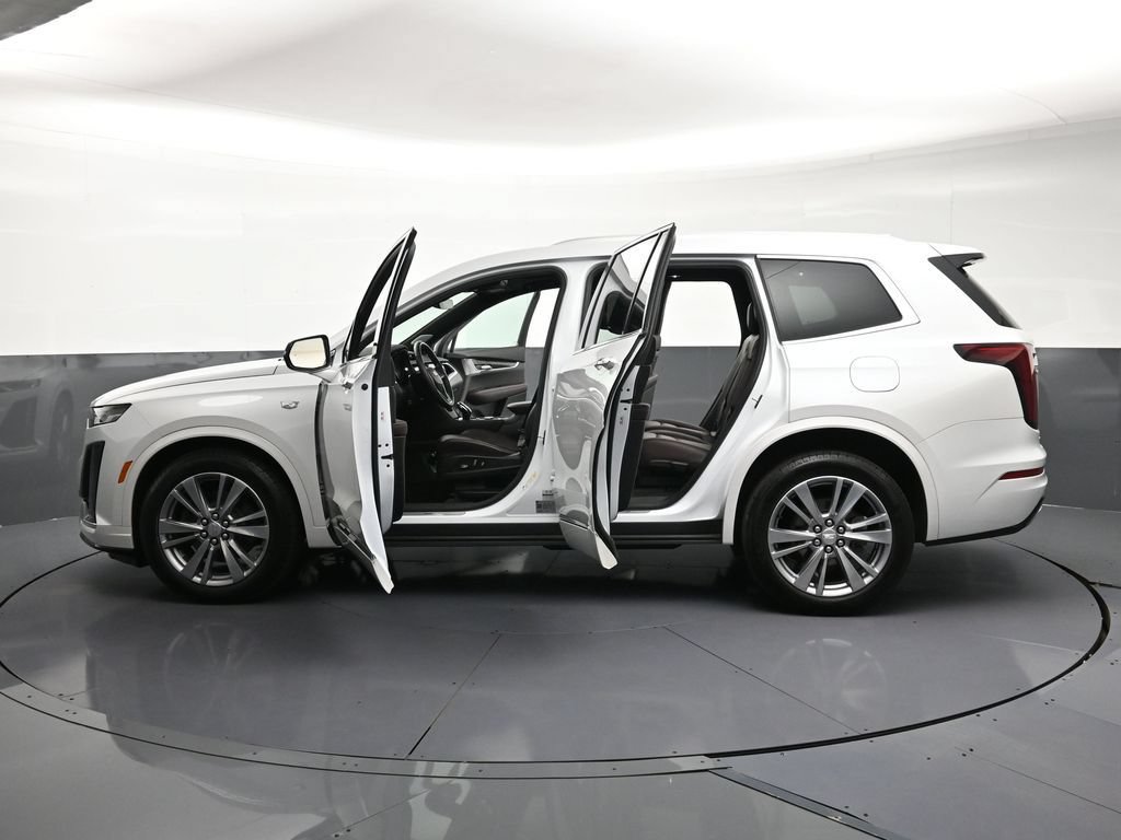 Certified 2024 Cadillac XT6 Premium Luxury AWD/4WD image 35