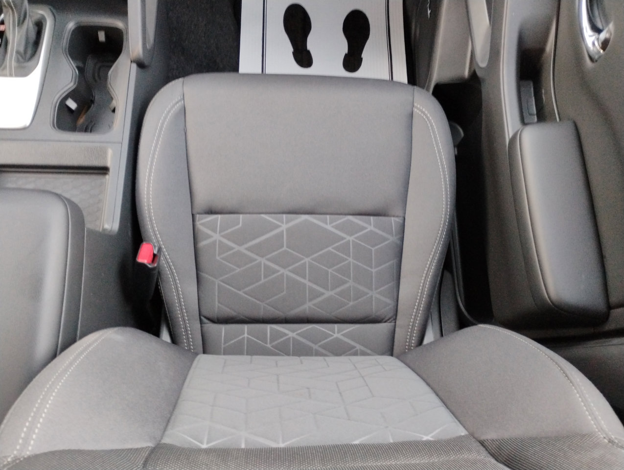 Used 2025 Nissan Frontier SV w/ SV Convenience Package image 62