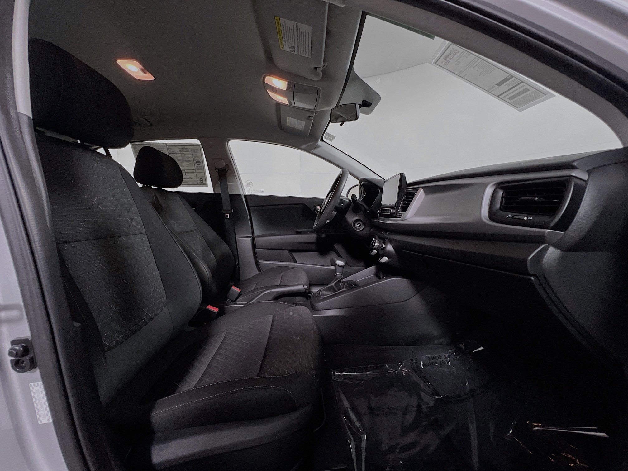 Used 2021 Kia Rio LX image 31