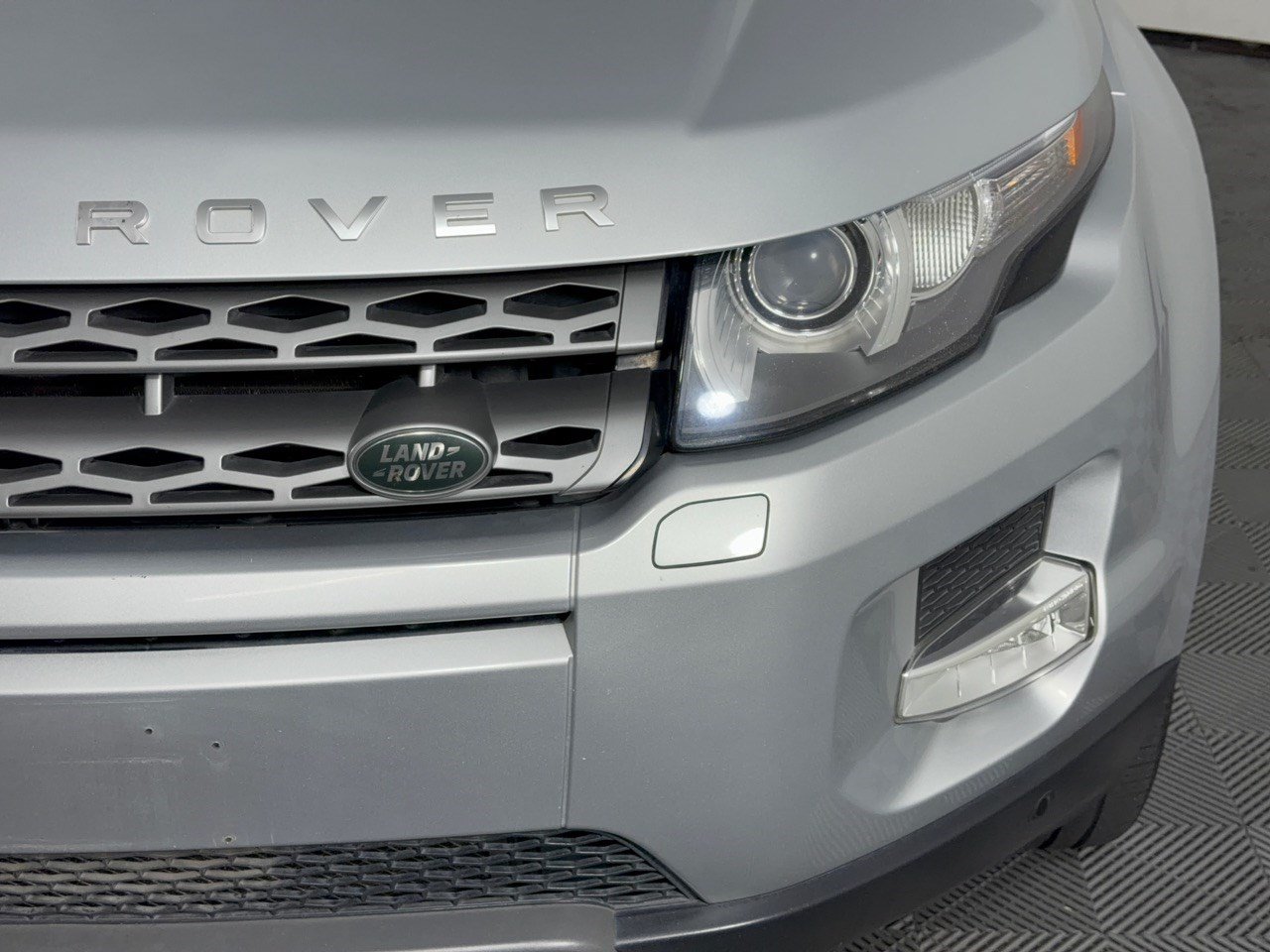 Used 2015 Land Rover Range Rover Evoque Pure Plus AWD/4WD image 12