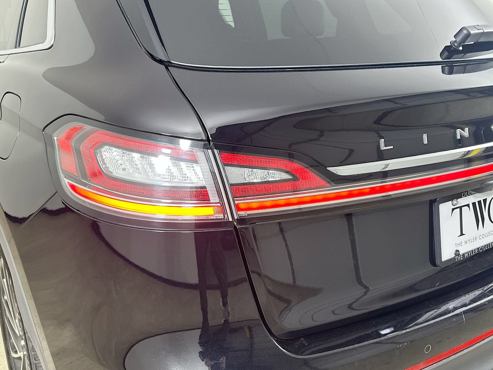 Used 2019 Lincoln Nautilus Reserve AWD/4WD image 13