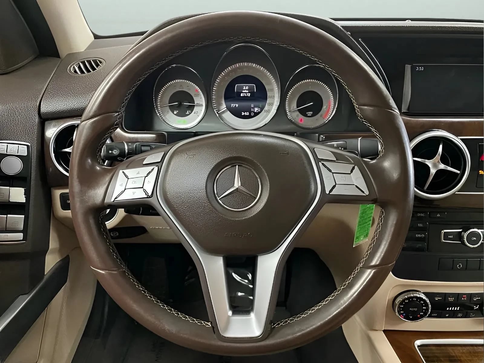 Used 2015 Mercedes-Benz GLK 350 2WD image 17