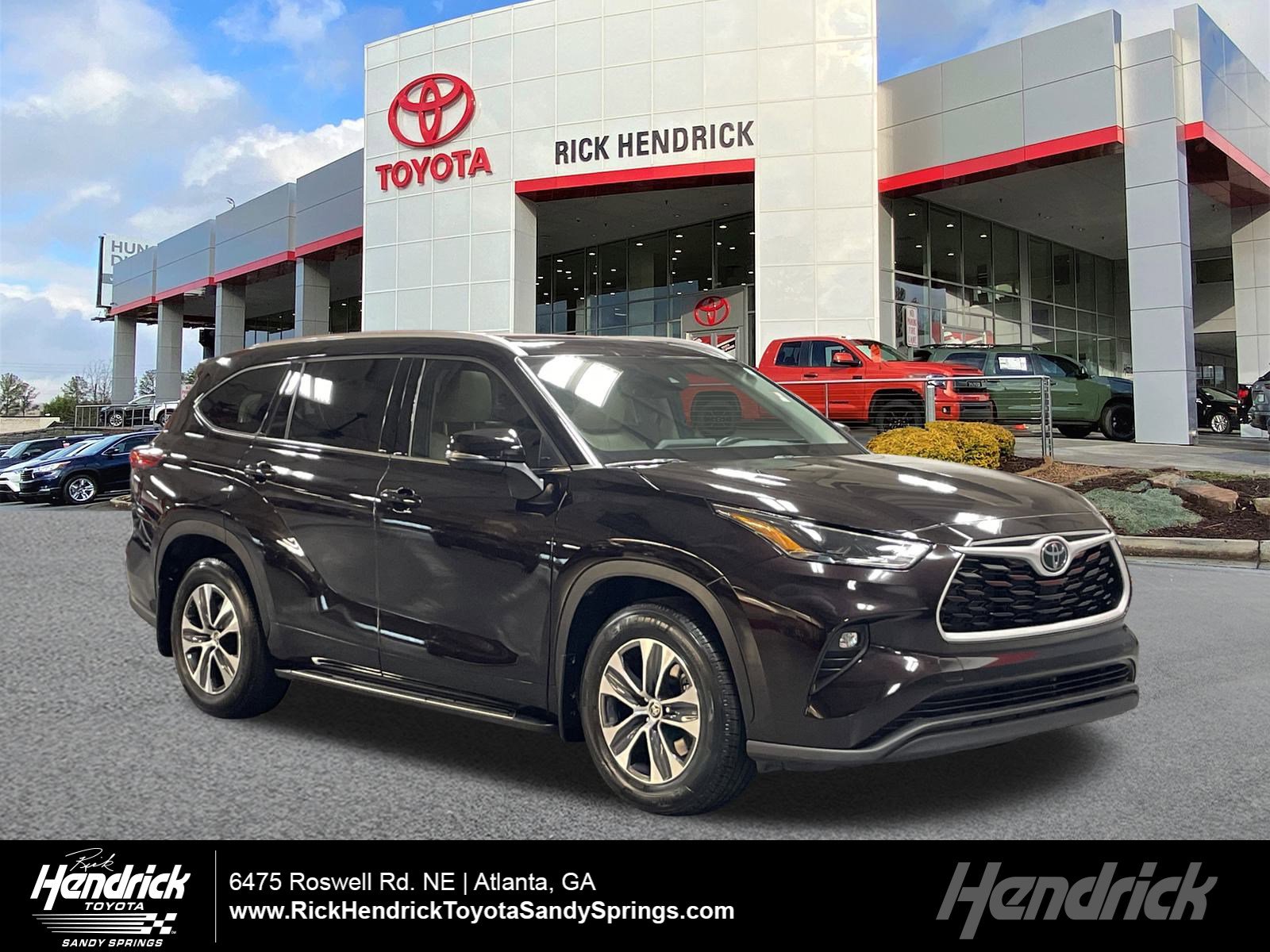 Used 2022 Toyota Highlander XLE