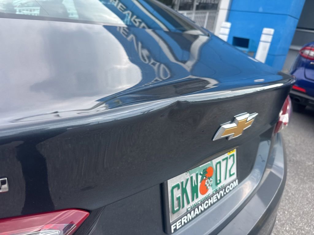 Used 2021 Chevrolet Malibu LT FWD image 6