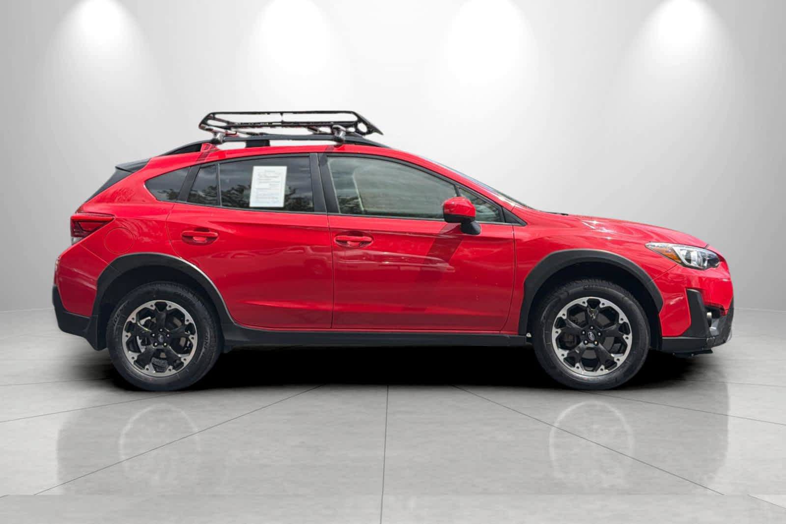 Used 2021 Subaru Crosstrek 2.0i Premium w/ Moonroof Package AWD/4WD image 8