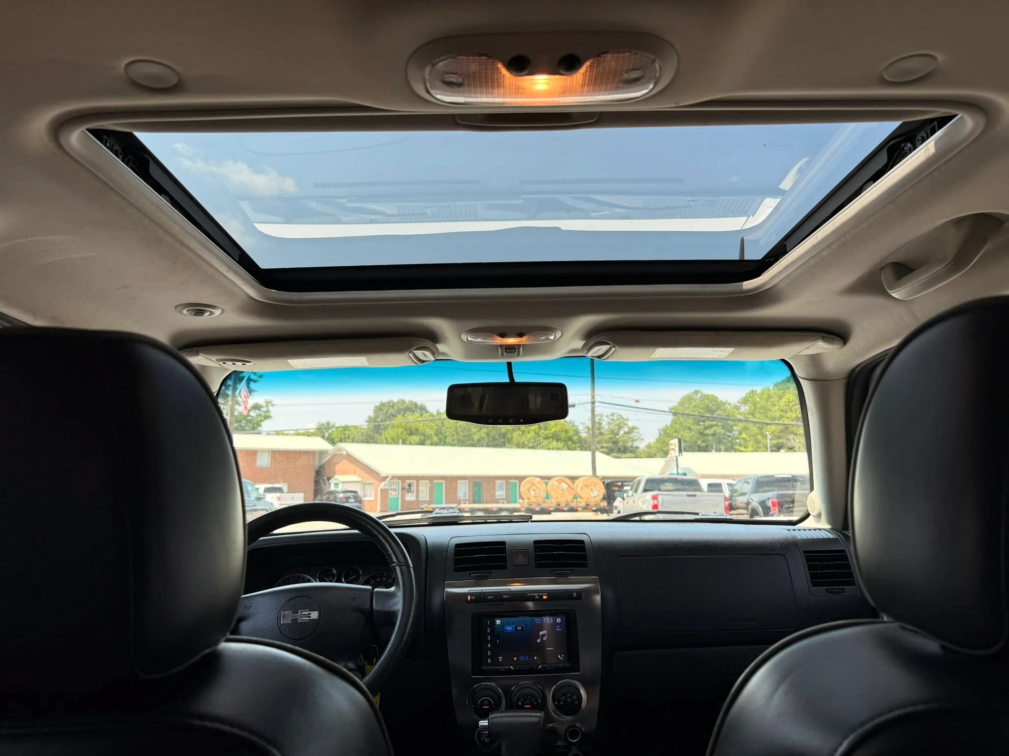 Used 2009 HUMMER H3 Luxury AWD/4WD image 26