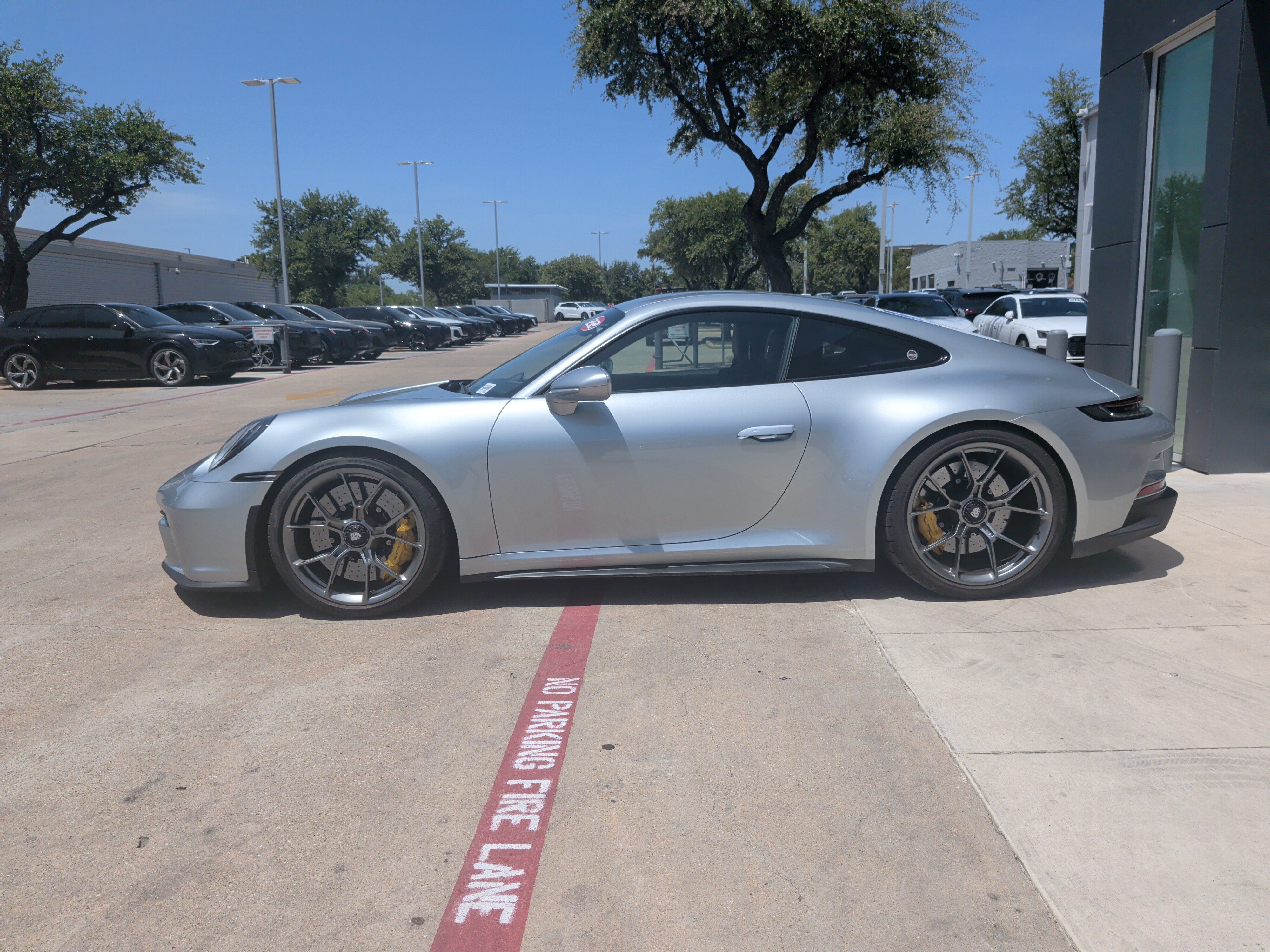 Used 2022 Porsche 911 GT3 RWD image 7