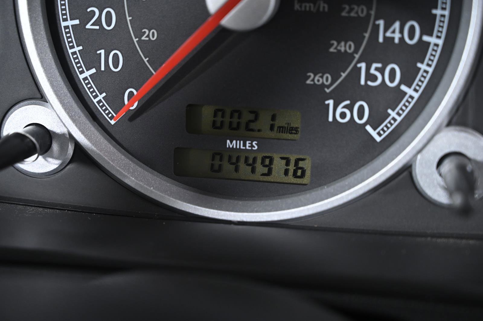 Used 2004 Chrysler Crossfire Coupe image 16