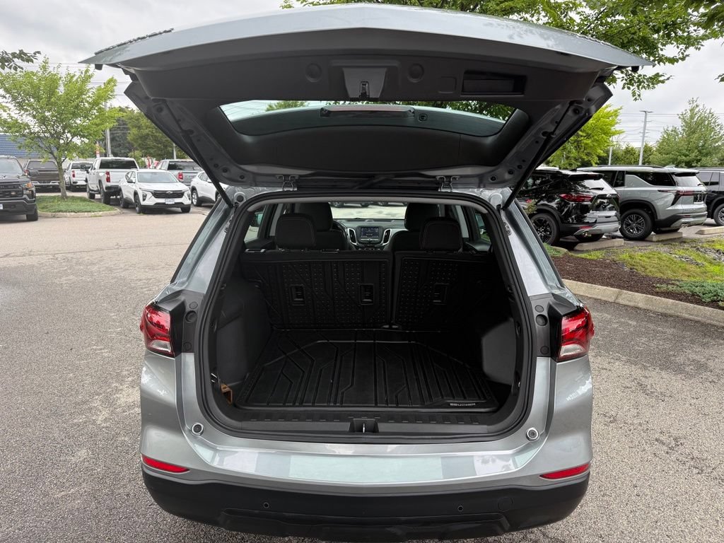 Used 2023 Chevrolet Equinox LS w/ LPO, Floor Liner Package AWD/4WD image 10