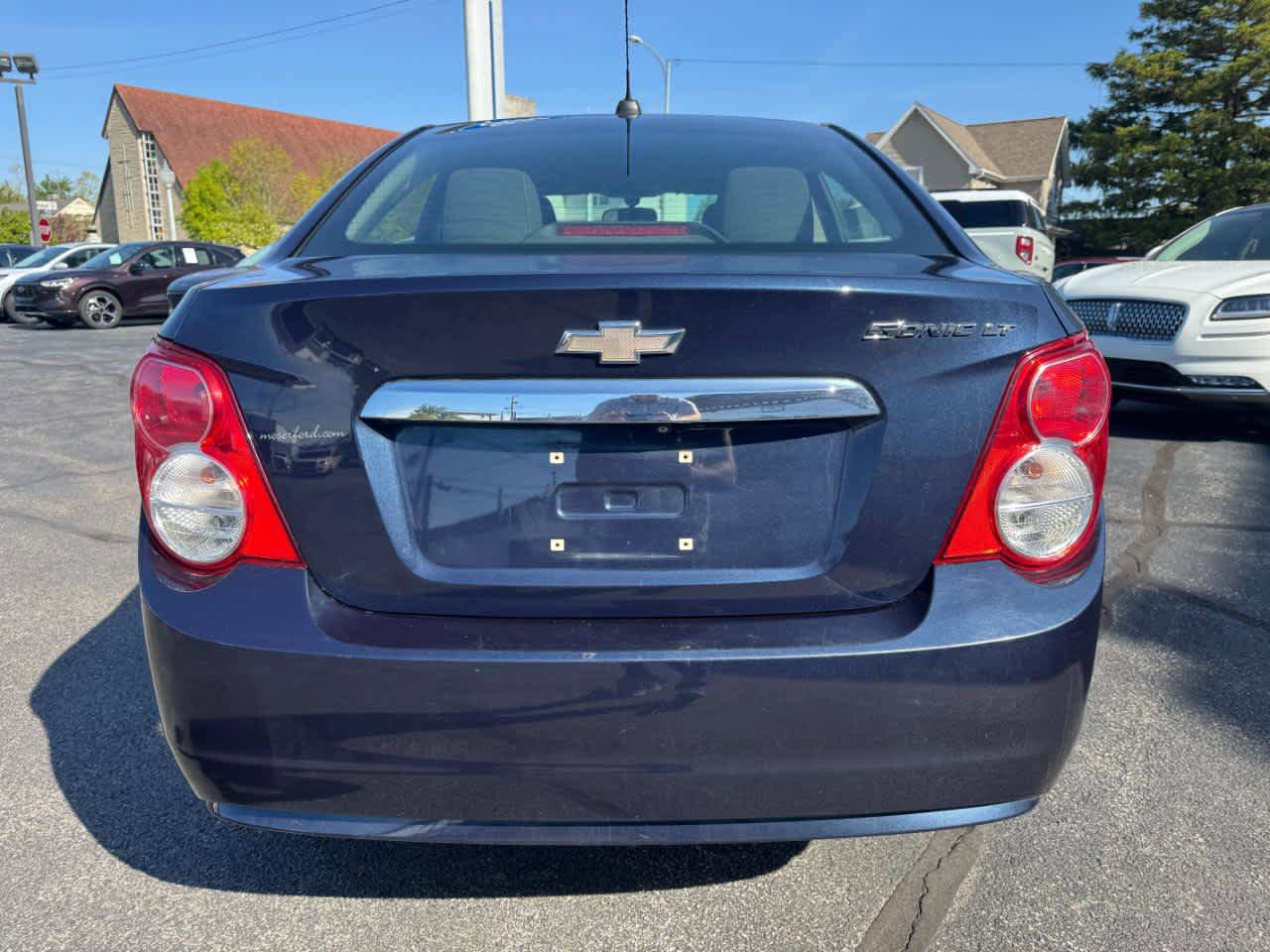 Used 2015 Chevrolet Sonic LT FWD image 9