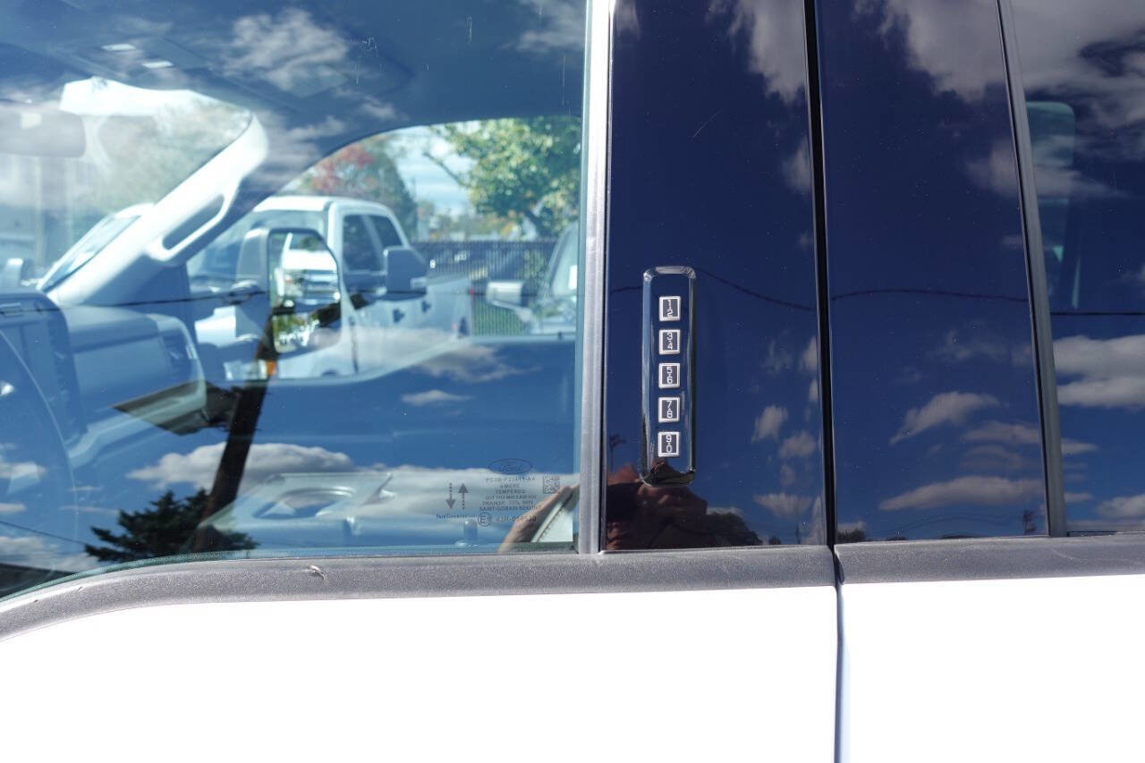 Used 2023 Ford F250 XLT image 13