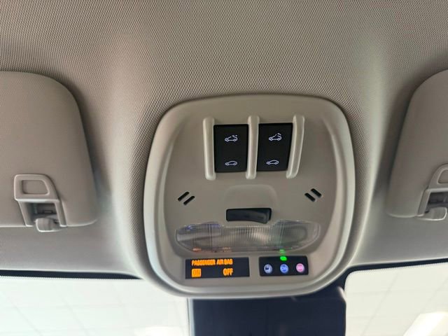 New 2026 Chevrolet Trax ACTIV w/ Sunroof Package FWD image 16