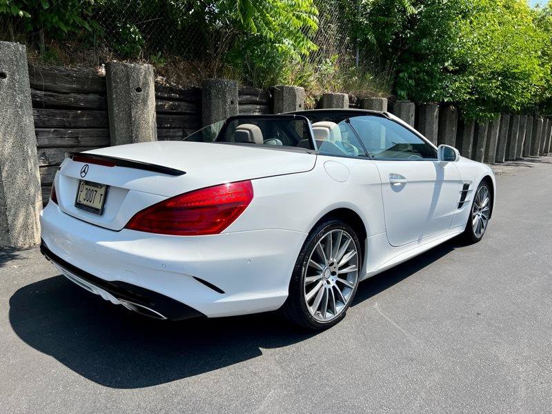 Used 2017 Mercedes-Benz SL 550 image 13