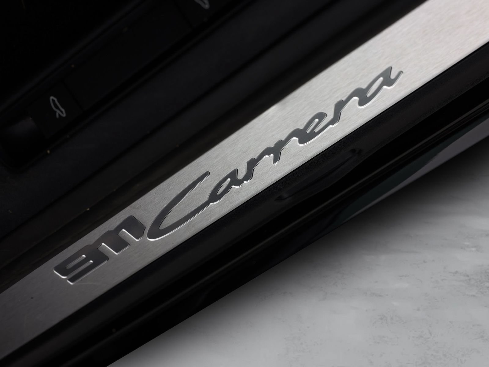 Used 2020 Porsche 911 Carrera RWD image 22