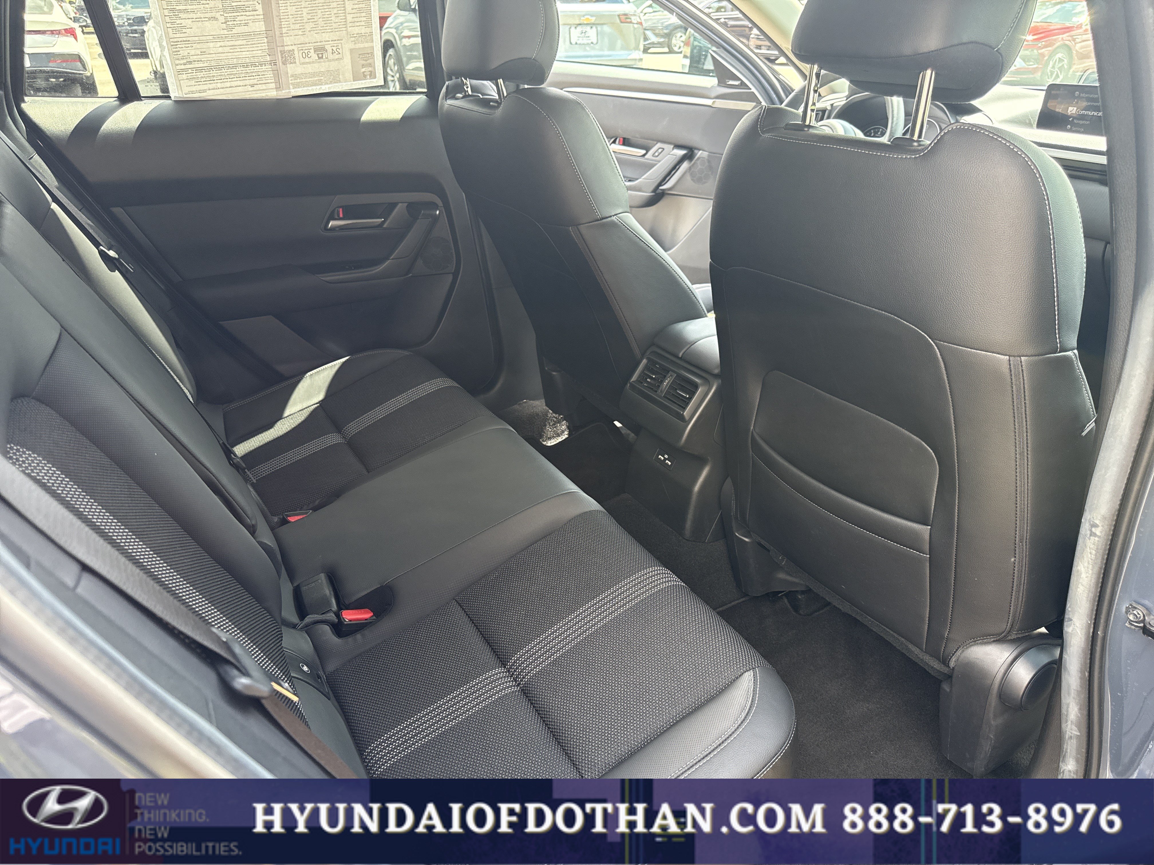 Used 2024 MAZDA CX-50 AWD 2.5 S w/ Premium Package image 14