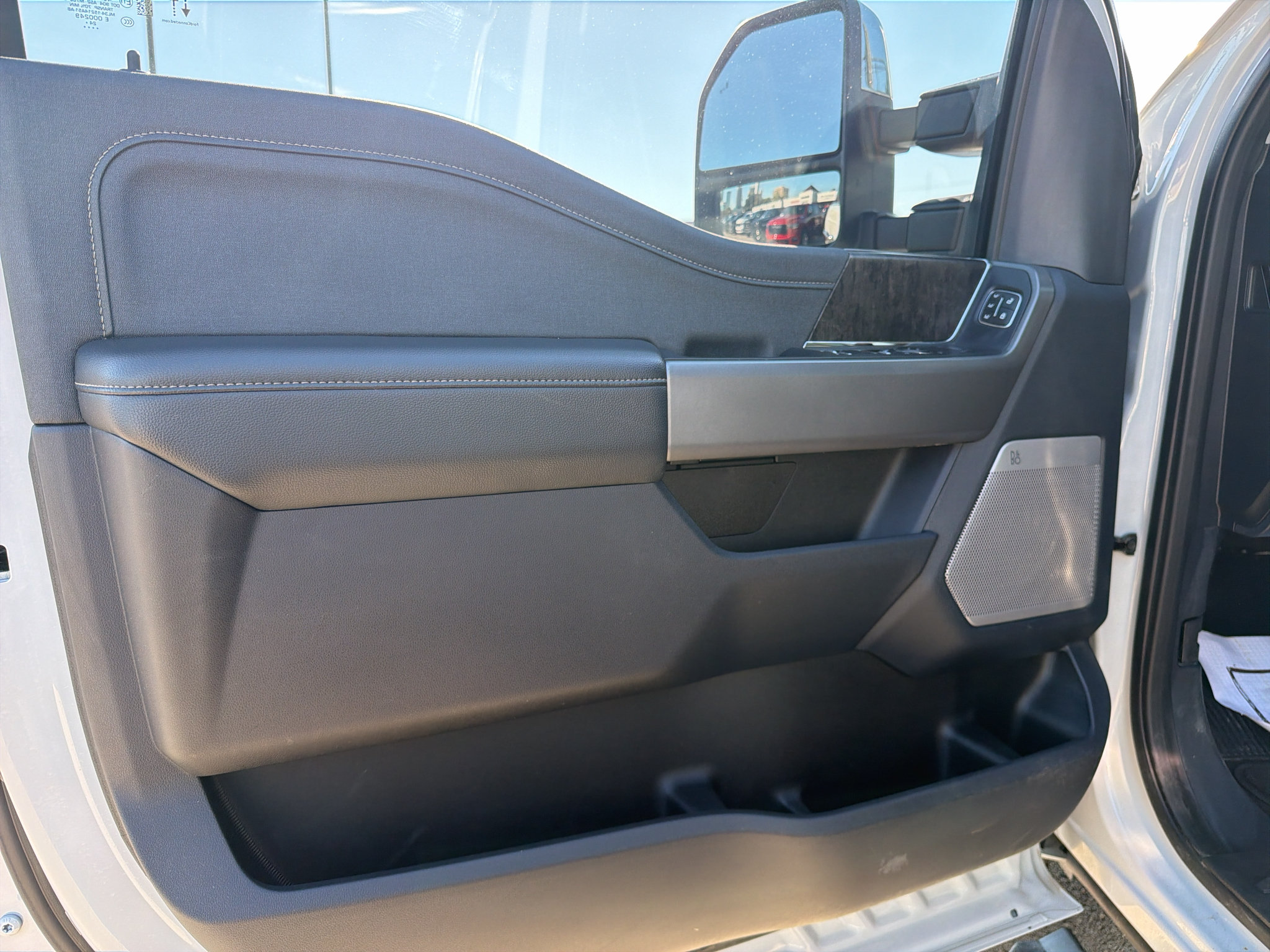 Used 2025 Ford F250 Lariat w/ Chrome Package AWD/4WD image 13