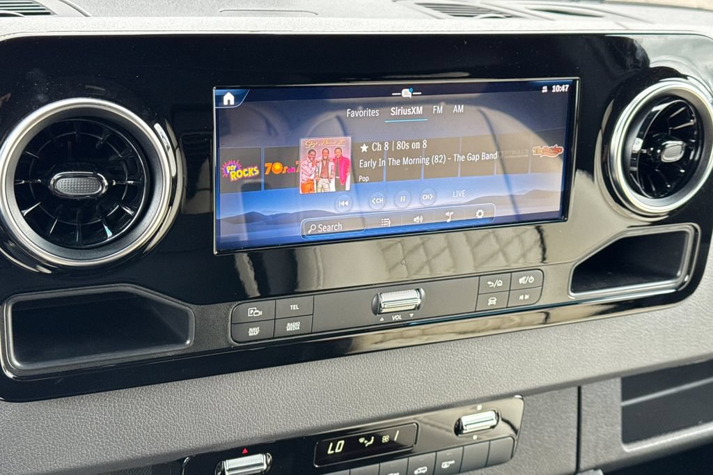 Used 2025 Mercedes-Benz Sprinter 2500 image 24