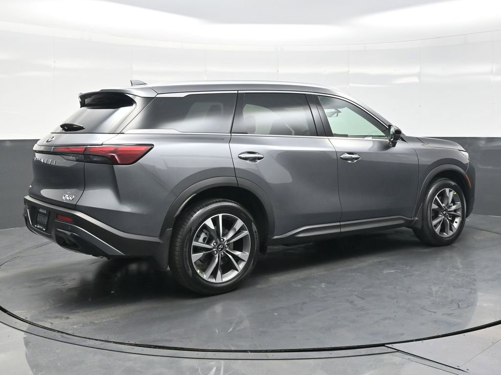 Certified 2025 INFINITI QX60 Luxe image 7