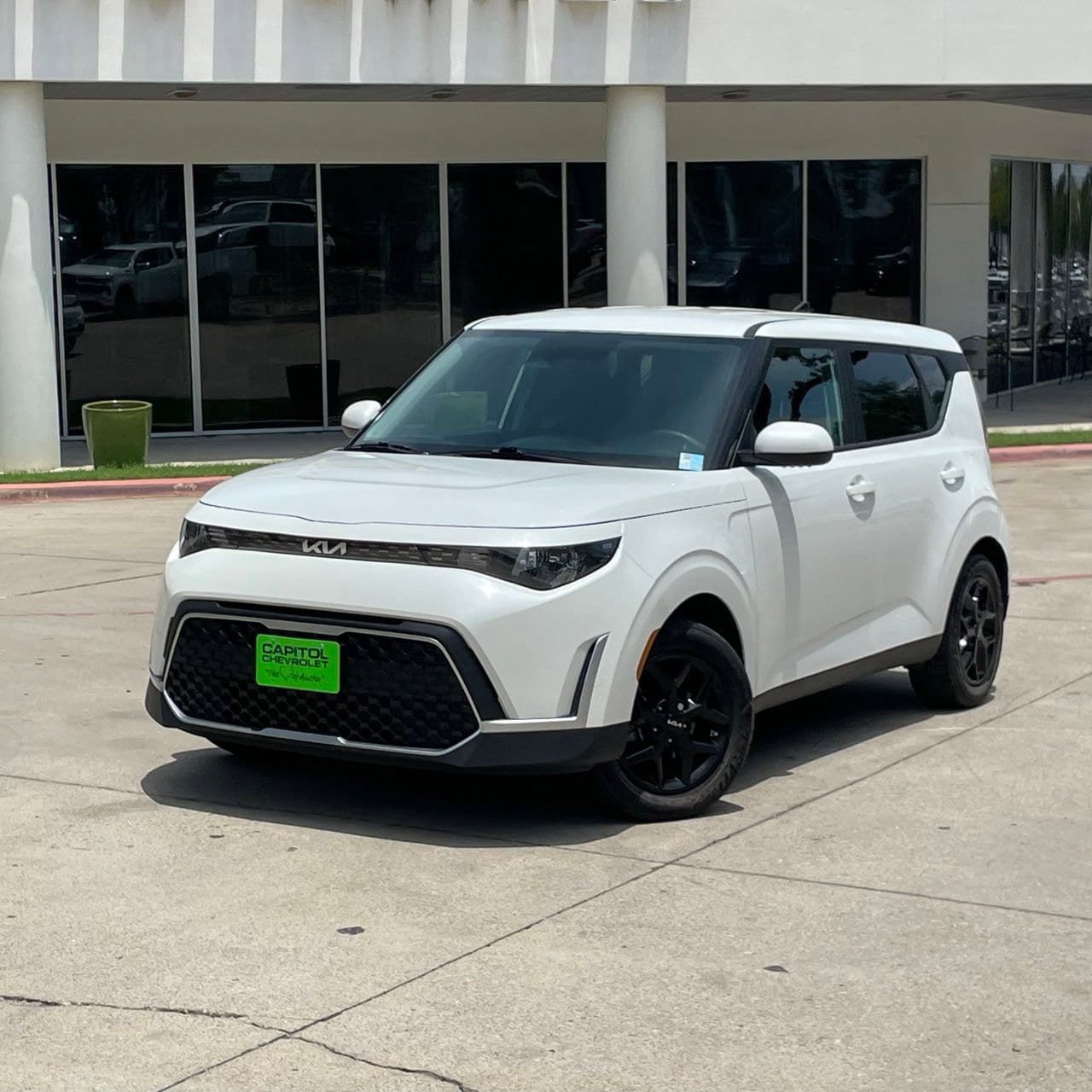 Used 2024 Kia Soul LX w/ Option Group 015 FWD image 9