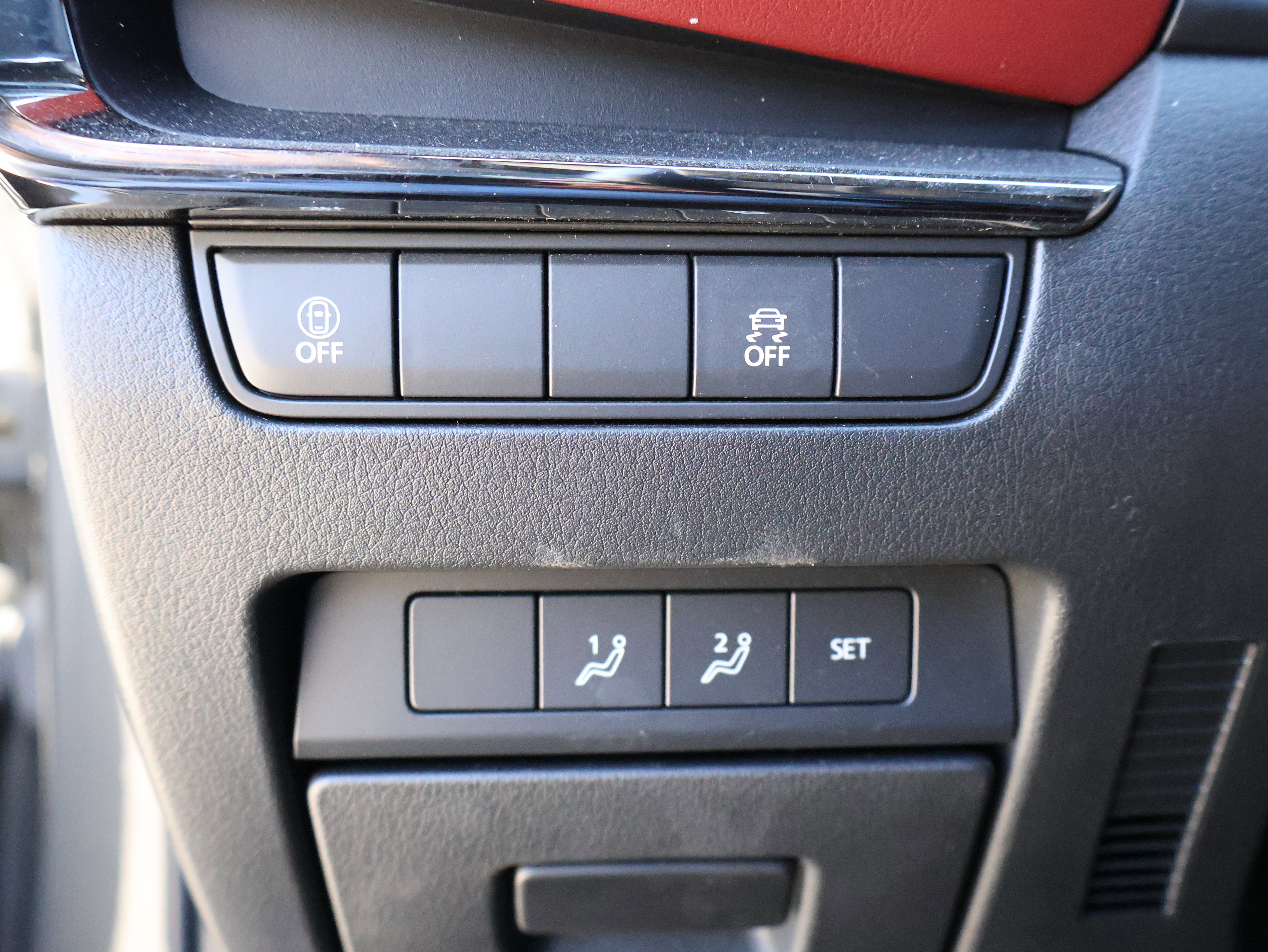 Used 2023 MAZDA MAZDA3 s image 34