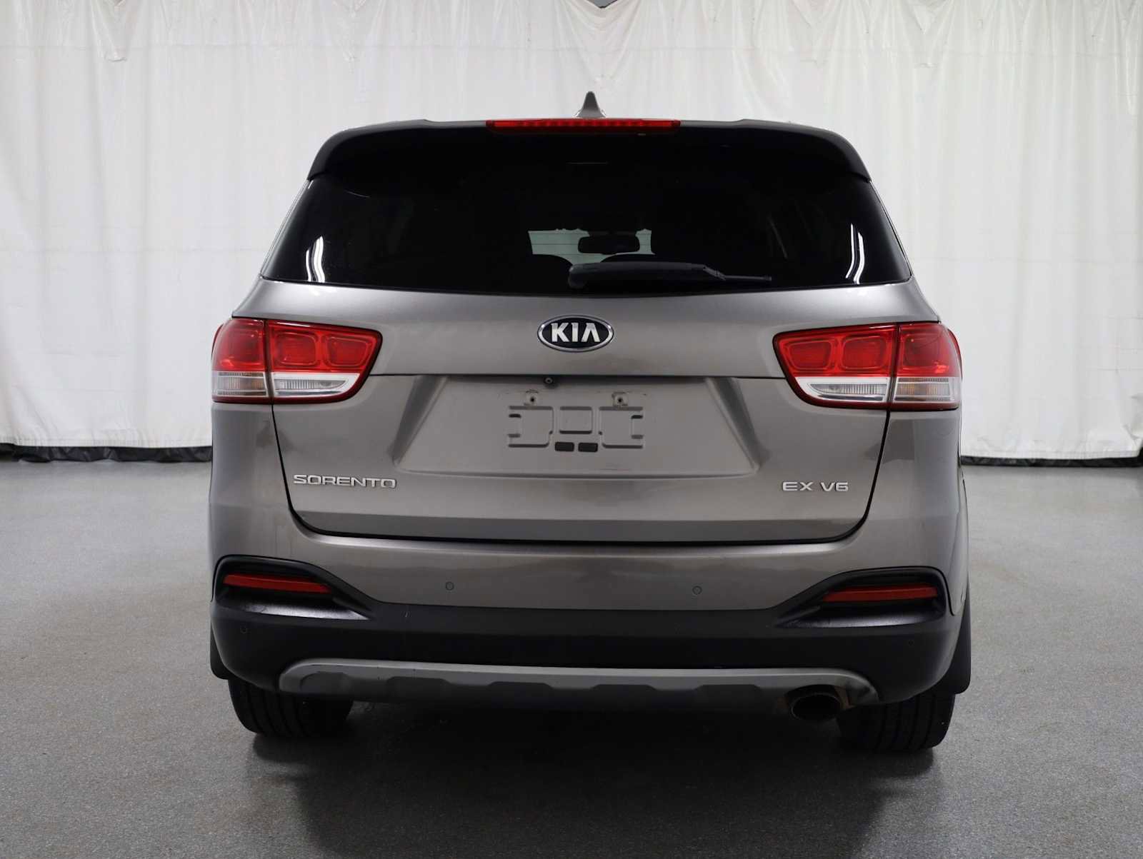 Used 2016 Kia Sorento EX AWD/4WD image 7