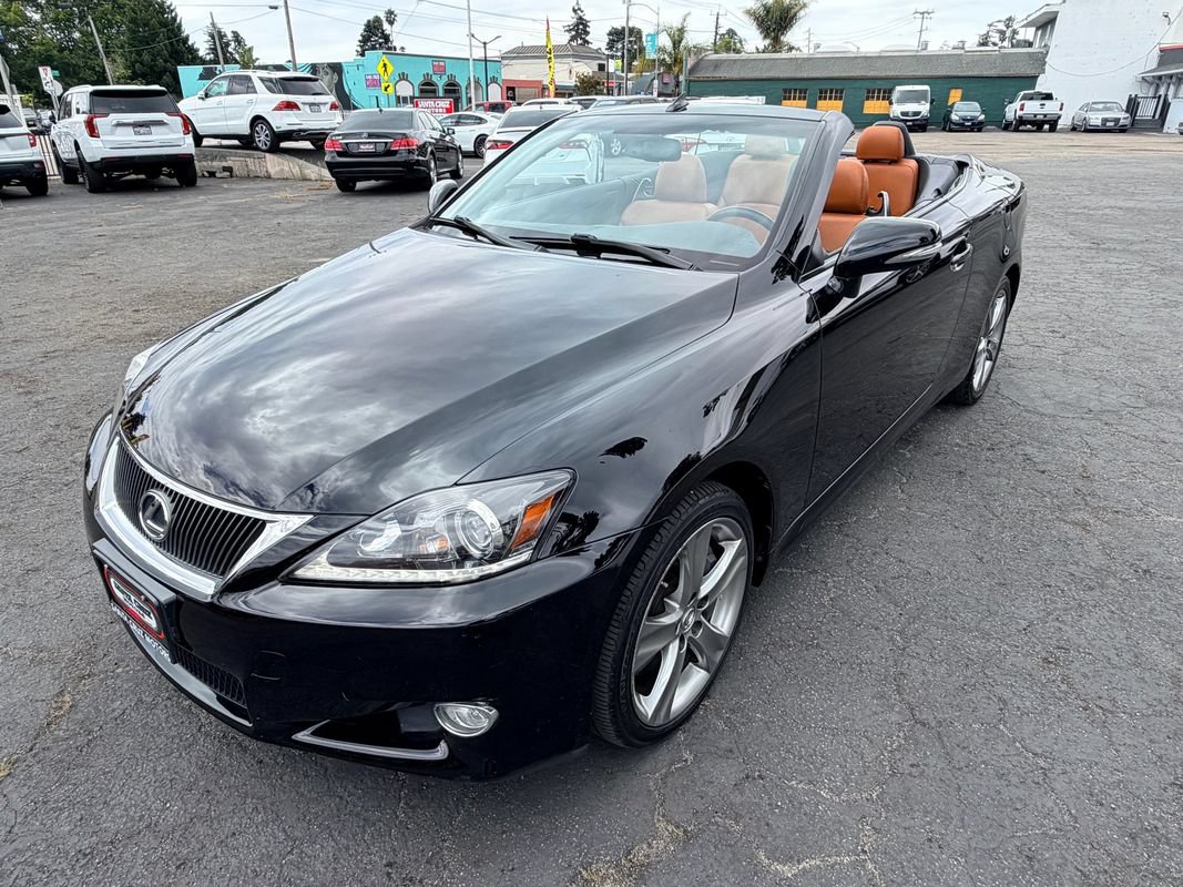 Used 2012 Lexus IS 350C w/ Luxury Pkg RWD image 11