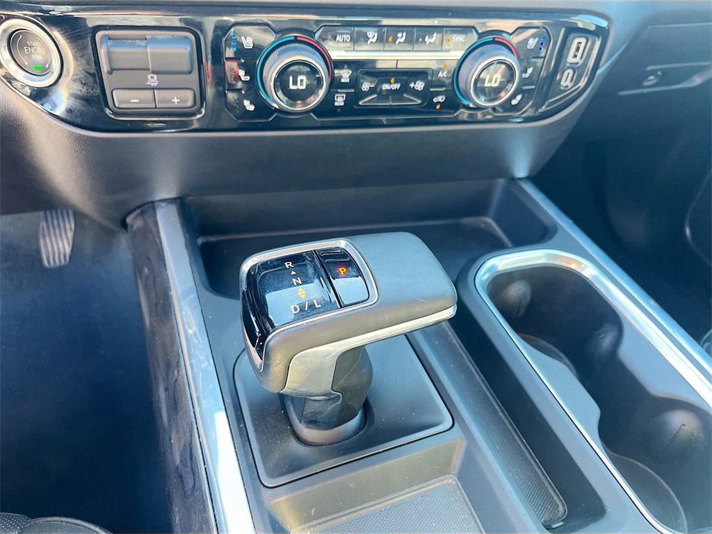 Used 2024 Chevrolet Silverado 1500 LTZ w/ LTZ Premium Package image 17