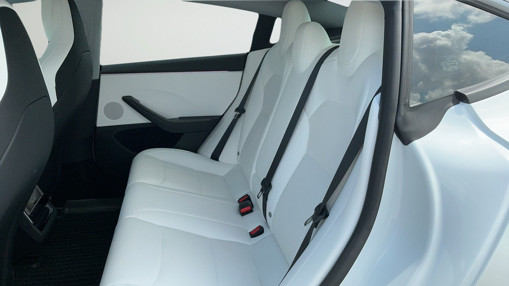 Used 2025 Tesla Model 3 Performance AWD/4WD image 19