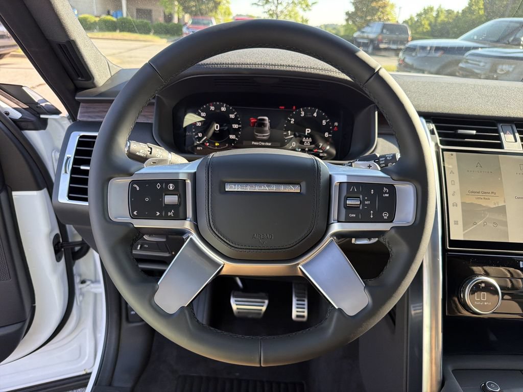 New 2026 Land Rover Discovery Dynamic SE AWD/4WD image 22