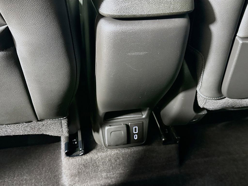 Used 2023 Chevrolet TrailBlazer ACTIV w/ Sun and Liftgate Package image 30