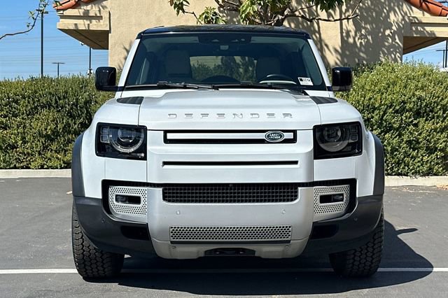 Used 2023 Land Rover Defender 110 S AWD/4WD image 8