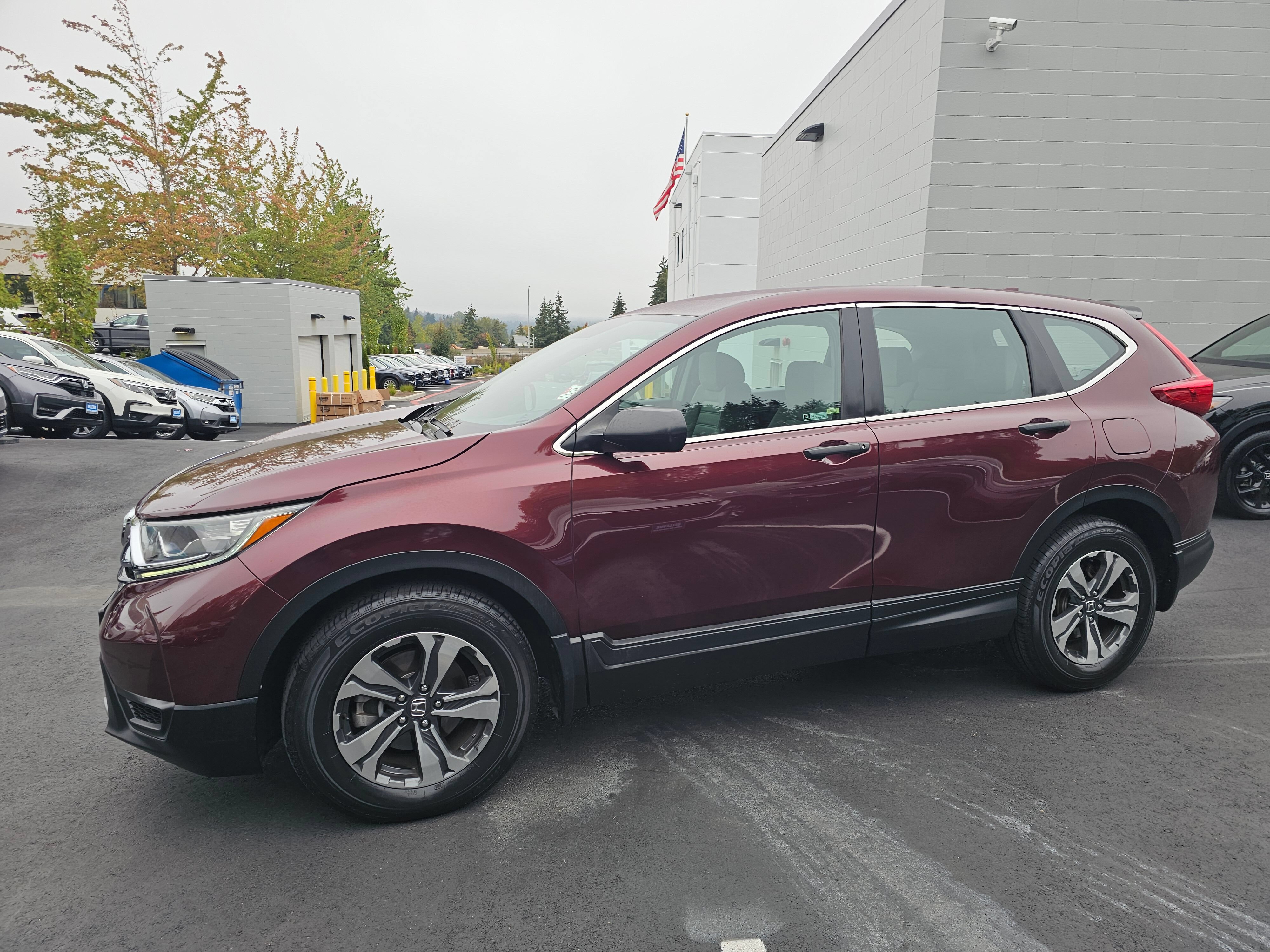 Used 2018 Honda CR-V LX image 4