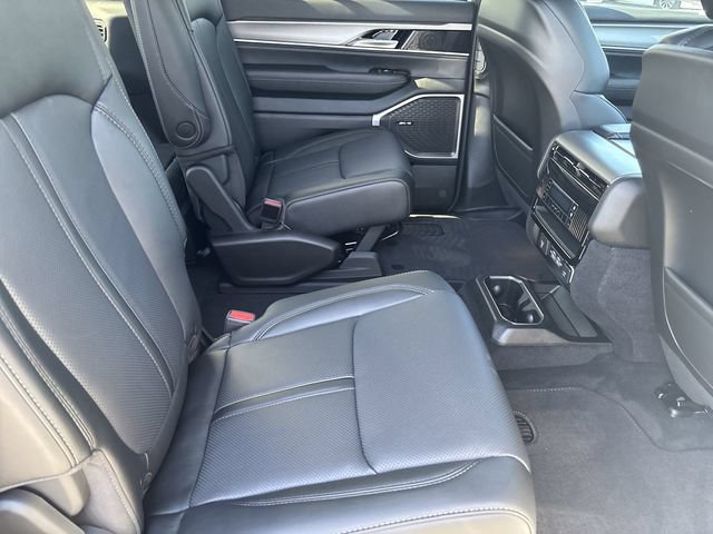 New 2026 Jeep Grand Wagoneer Limited AWD/4WD image 14
