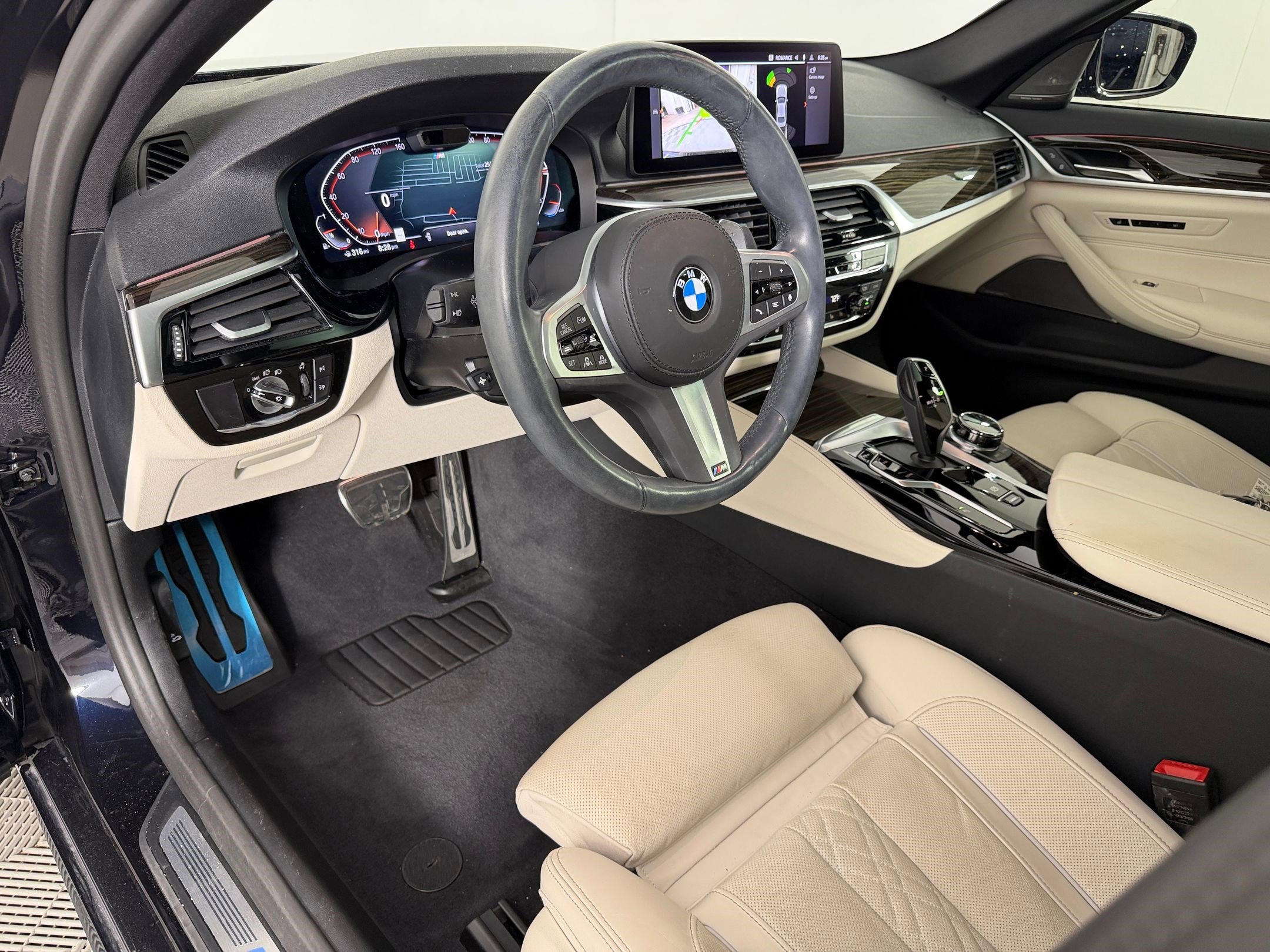 Certified 2023 BMW 540i w/ Executive Package RWD image 4