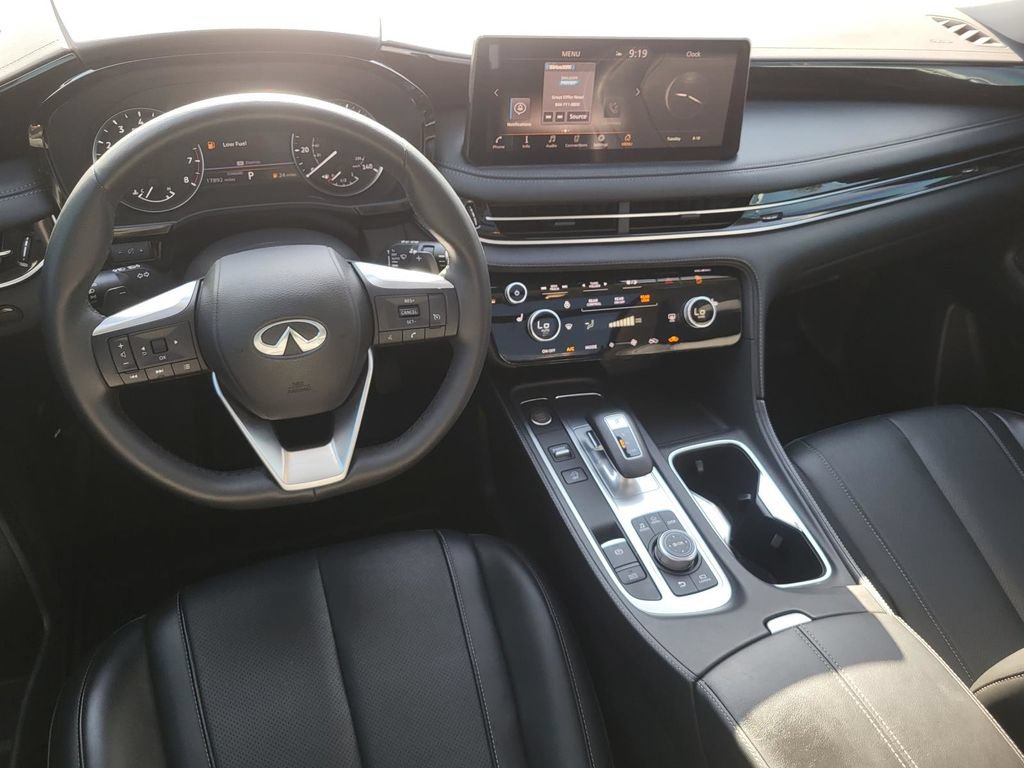 Used 2025 INFINITI QX60 Pure FWD image 15