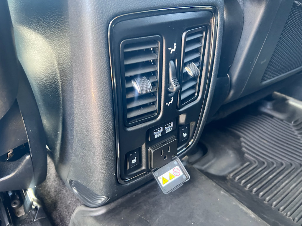 Used 2018 Dodge Durango GT AWD/4WD image 21