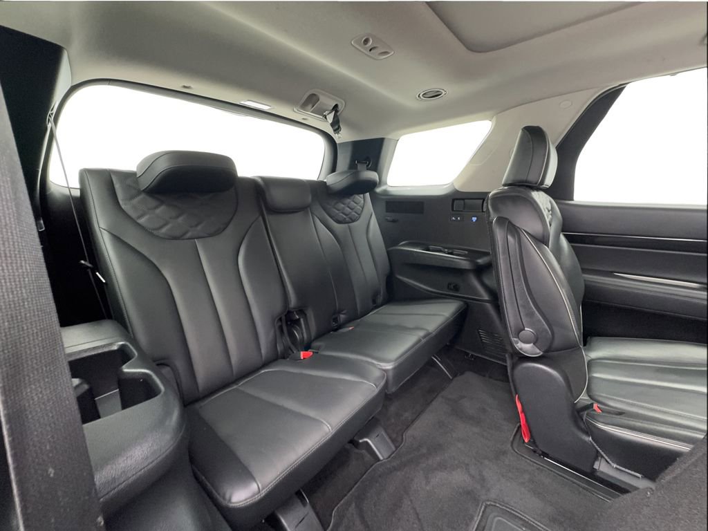 Used 2022 Hyundai Palisade Limited FWD image 31